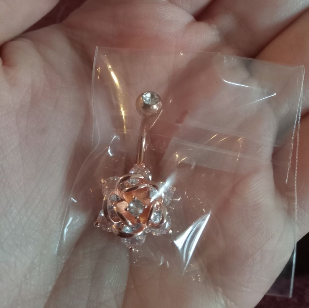 Crystal flower belly ring